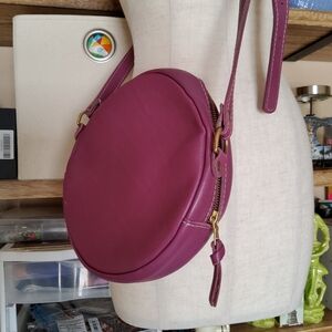 Portland Leather Circle Bag Medium Vegetable Tanned Crossbody Gorgeous